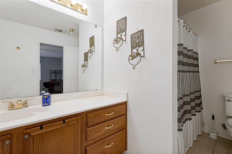 3155 Ponds Edge Trail, Grand Prairie TX 75052 - Photo 12