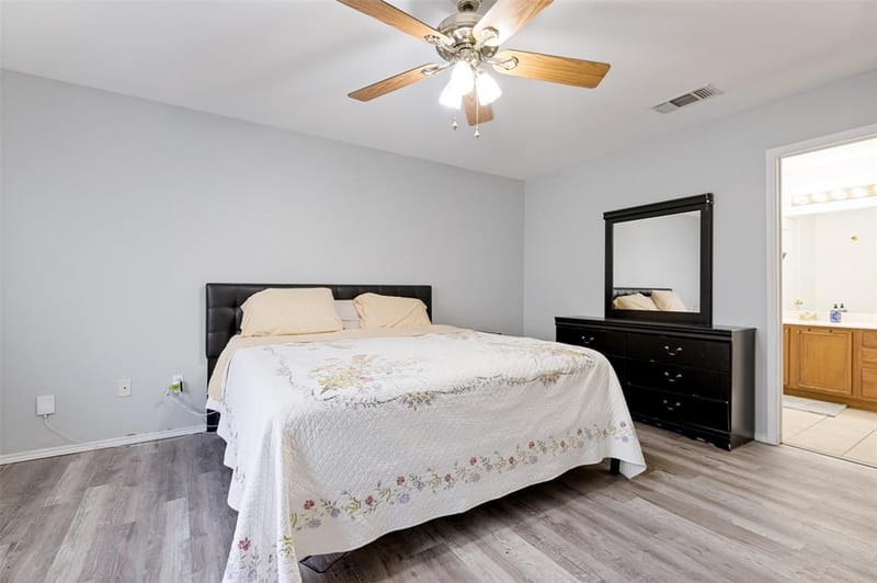 3155 Ponds Edge Trail, Grand Prairie TX 75052 - Photo 8