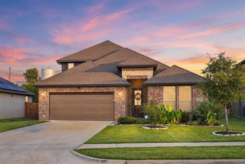 1133 Rushmore Drive, Burleson TX 76028 - Photo 2