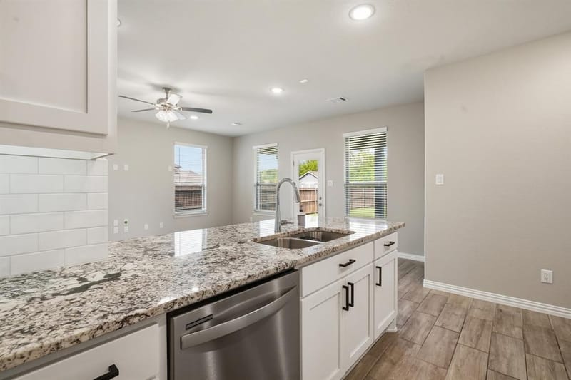 1133 Rushmore Drive, Burleson TX 76028 - Photo 11
