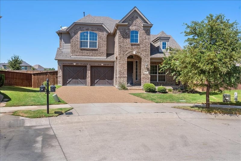 701 Auburn Court, Savannah TX 76227