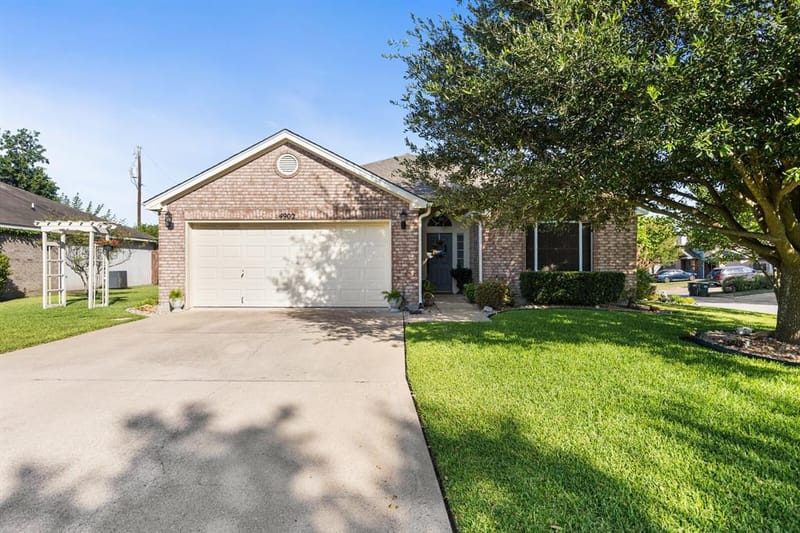 4902 J I Bruce Drive, Temple TX 76502 - Photo 2