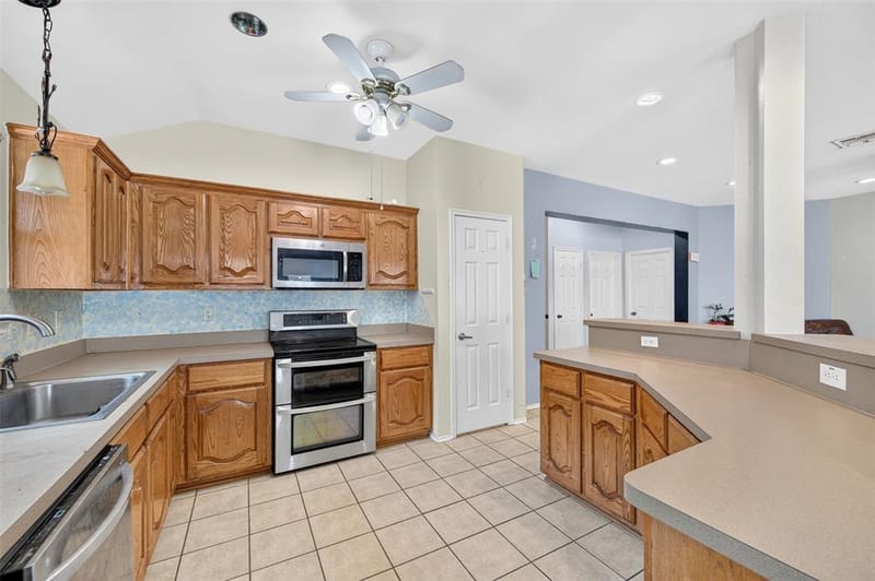 2804 Spencer Circle, Royse City TX 75189 - Photo 3