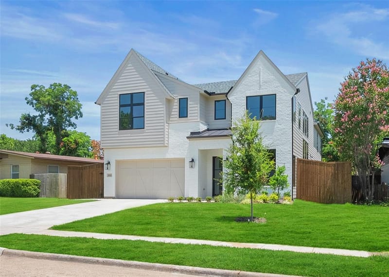 8930 Liptonshire Drive, Dallas TX 75238 - Photo 4