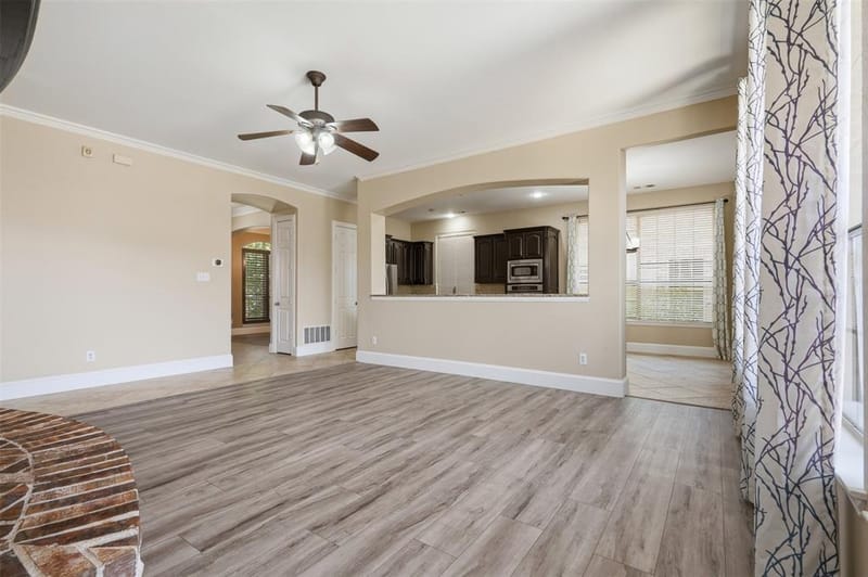 2310 Queen Morgan Lane, Lewisville TX 75056 - Photo 9