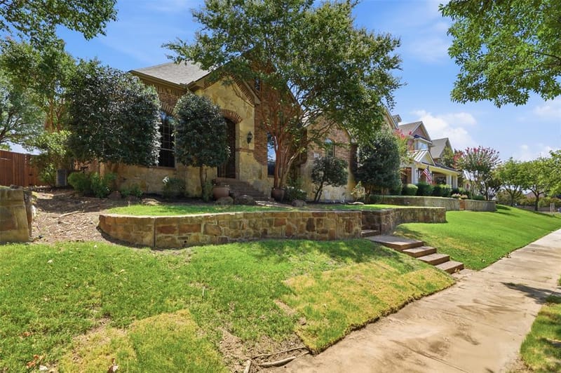 2310 Queen Morgan Lane, Lewisville TX 75056 - Photo 4