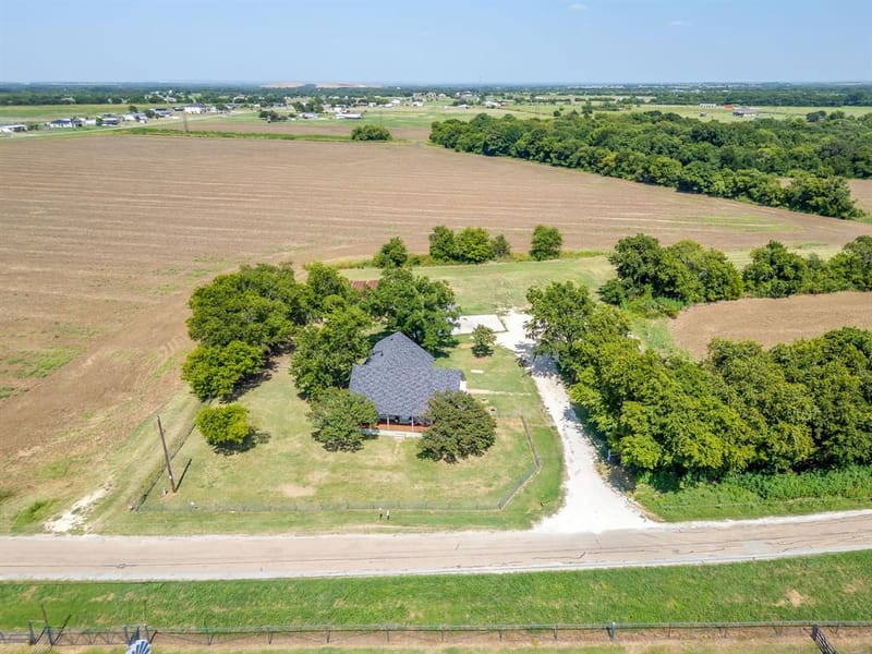 5641 County Road 313a, Alvarado TX 76009 - Photo 6