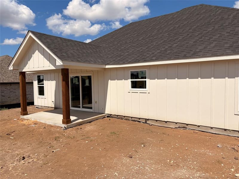 1305 Walters Drive, Granbury TX 76048 - Photo 3