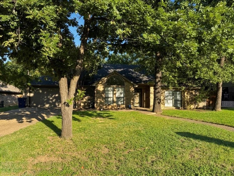124 Brushy Mound Road, Burleson TX 76028 - Photo 2