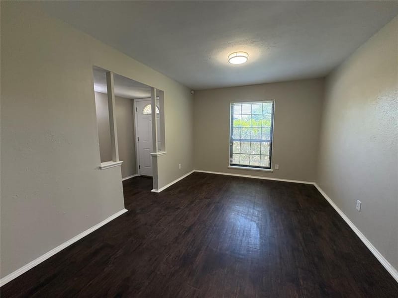 7222 Hedge Drive, Dallas TX 75249 - Photo 6