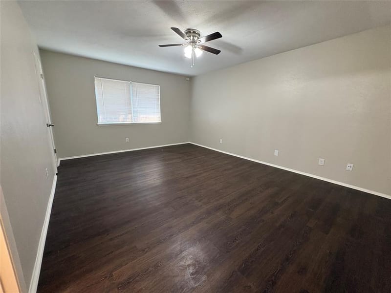 7222 Hedge Drive, Dallas TX 75249 - Photo 13