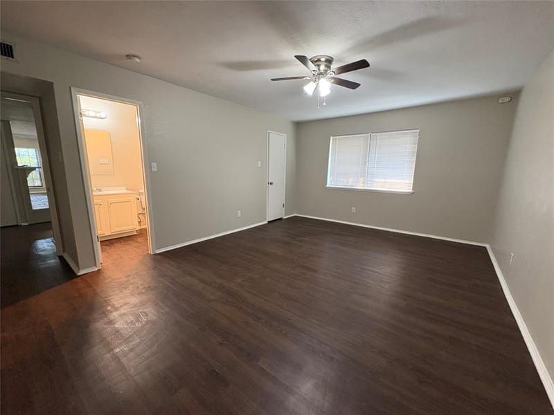7222 Hedge Drive, Dallas TX 75249 - Photo 14