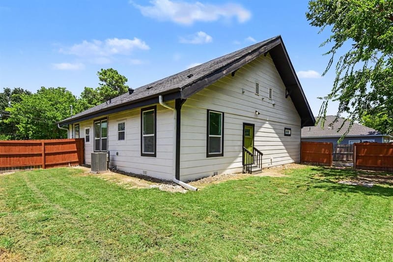 2611 Bourland Street, Greenville TX 75401 - Photo 25