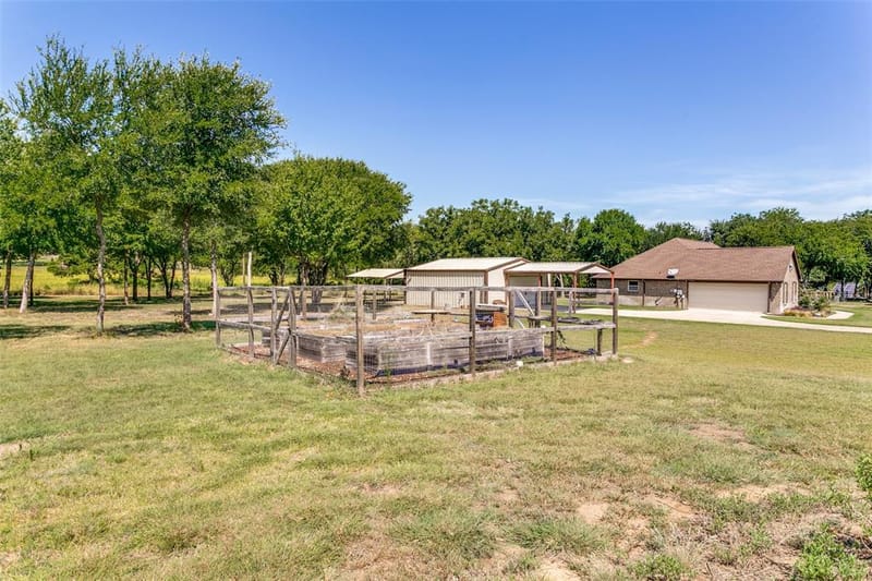 173 Miramar Circle, Weatherford TX 76085 - Photo 21