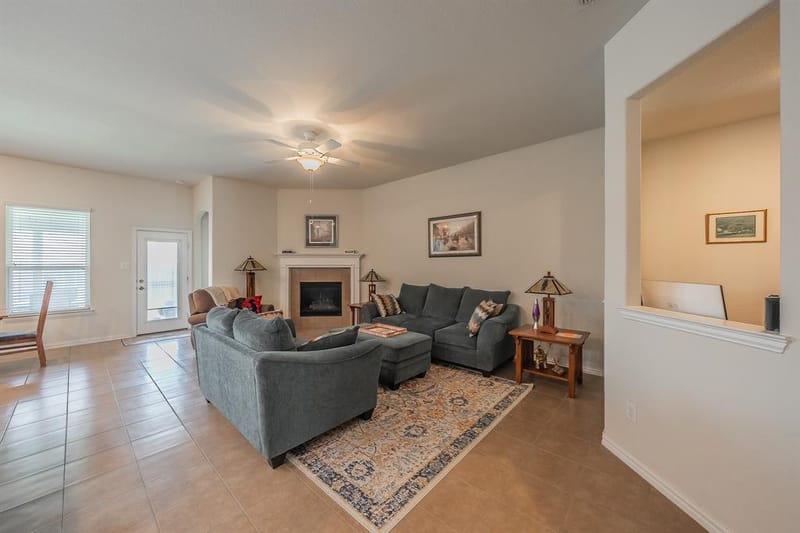 1908 Brahorn Lane, Fort Worth TX 76131 - Photo 9