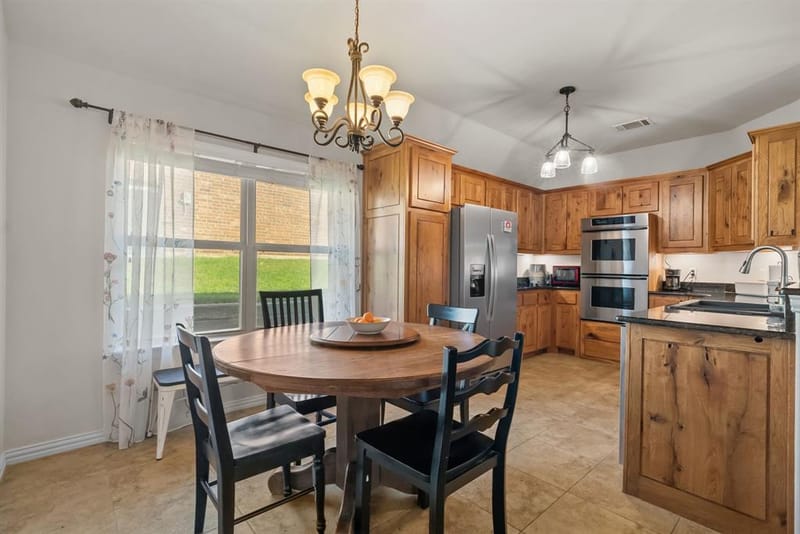 1261 Newcastle Drive, Weatherford TX 76086 - Photo 12