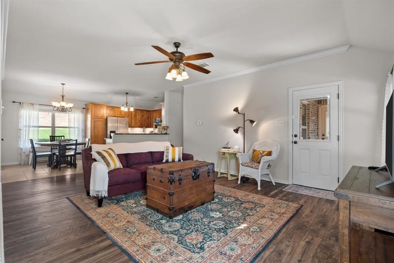 1261 Newcastle Drive, Weatherford TX 76086 - Photo 7