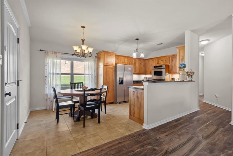 1261 Newcastle Drive, Weatherford TX 76086 - Photo 11