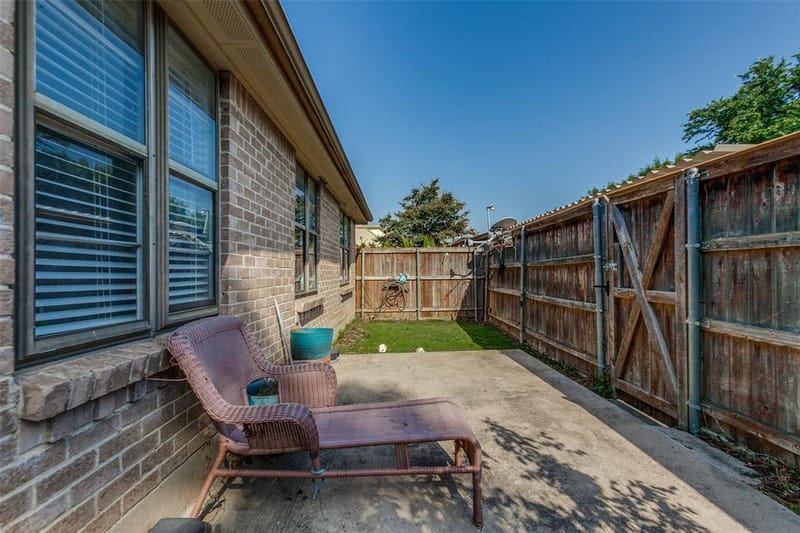 13899 Brookgreen Drive, Dallas TX 75240 - Photo 16