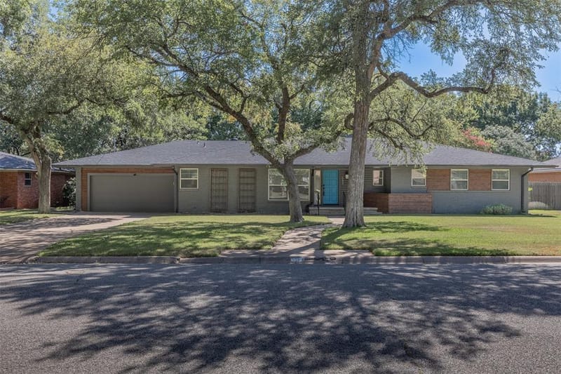 633 N Mckown Avenue, Sherman TX 75092