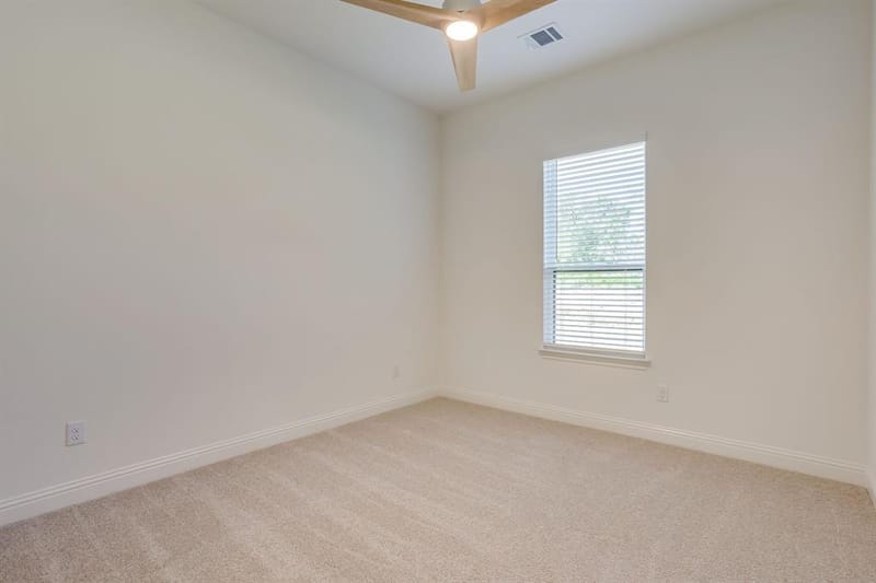 173 Oak Grove Way, Springtown TX 76082 - Photo 26