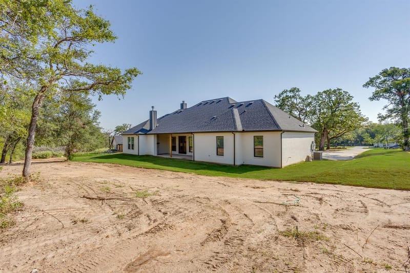 173 Oak Grove Way, Springtown TX 76082 - Photo 36