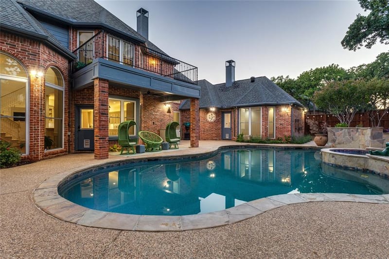 801 Shady Bend Court, Highland Village TX 75077 - Photo 3