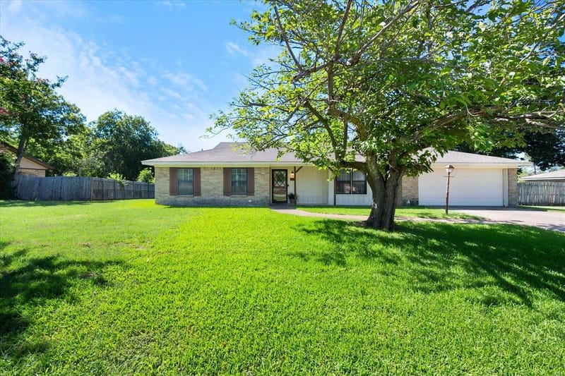 313 Wesley, Corsicana TX 75110