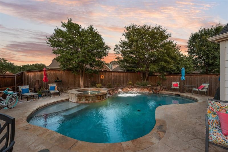 1660 Meadows Avenue, Lantana TX 76226 - Photo 30