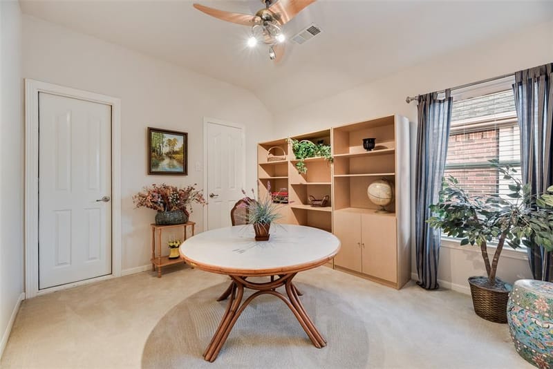 1660 Meadows Avenue, Lantana TX 76226 - Photo 25