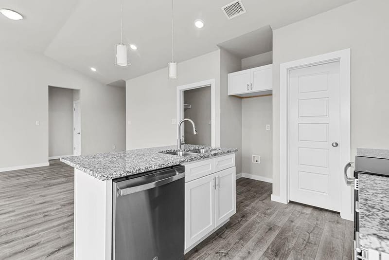 10520 Ruffin Drive, Fort Worth TX 76131 - Photo 12