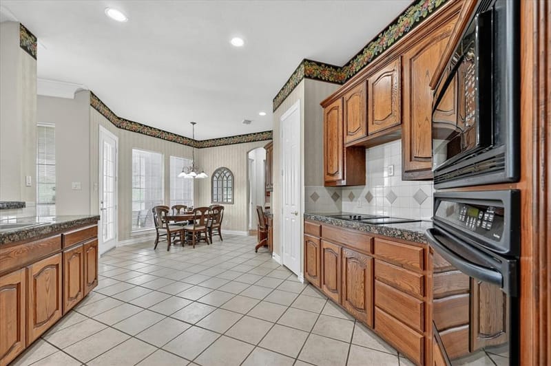 4409 Argyle Lane, Denton TX 76226 - Photo 9