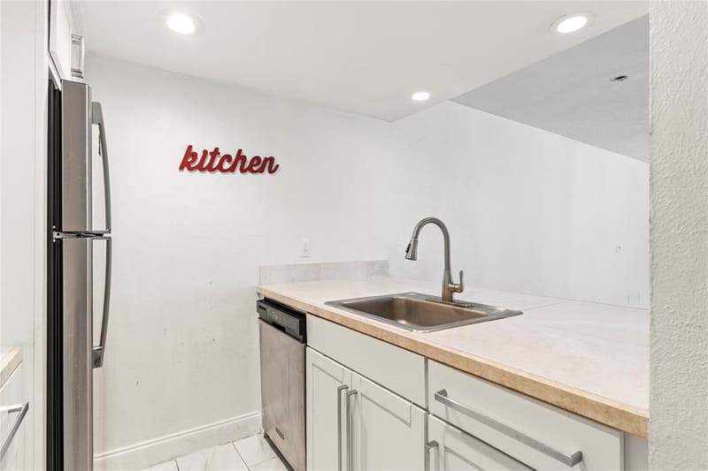 3045 Park Lane # 1053, Dallas TX 75220 - Photo 12
