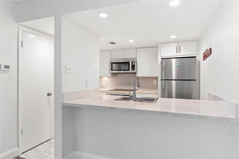 3045 Park Lane # 1053, Dallas TX 75220 - Photo 11