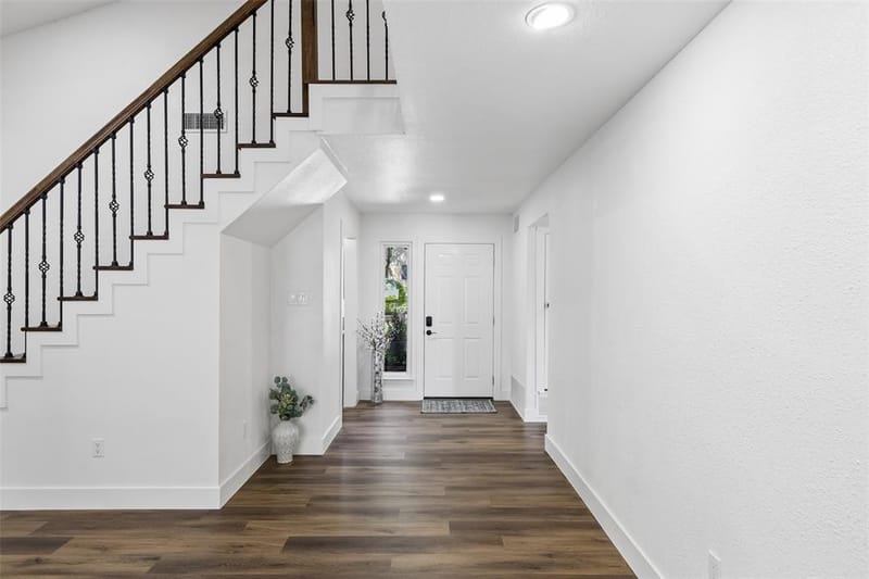 7504 Canyon Crest Court, Fort Worth TX 76179 - Photo 4