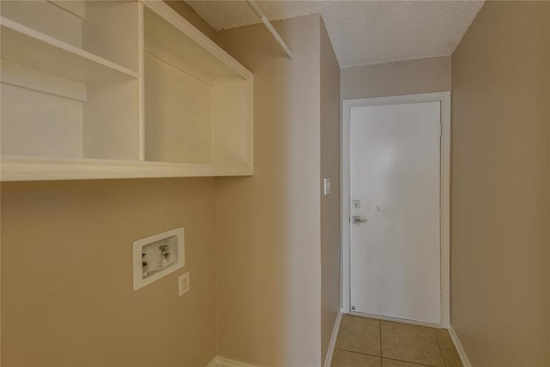 1812 Canoe Way, Carrollton TX 75010 - Photo 5