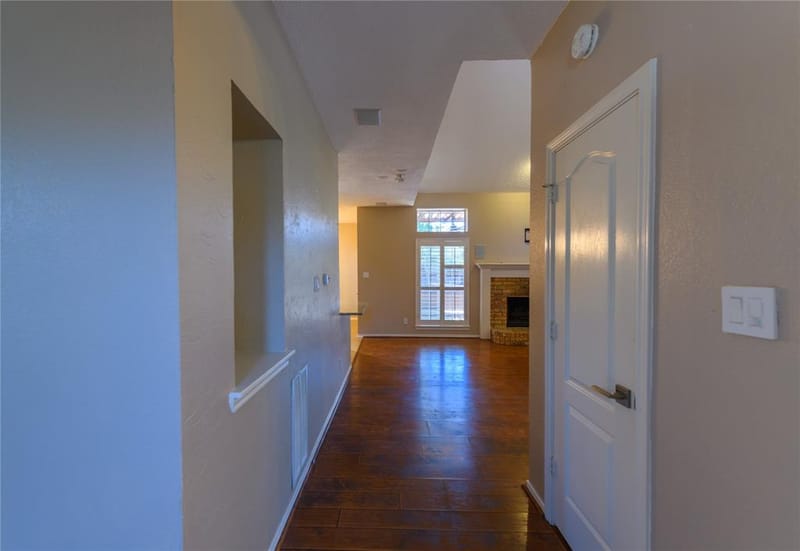 1812 Canoe Way, Carrollton TX 75010 - Photo 9