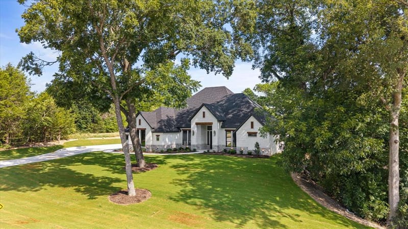7631 Woodstream Road, Midlothian TX 76065 - Photo 2