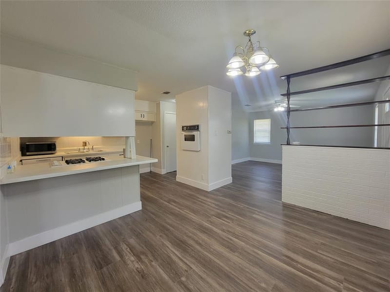 829 E Mustang Street, Crowley TX 76036 - Photo 10
