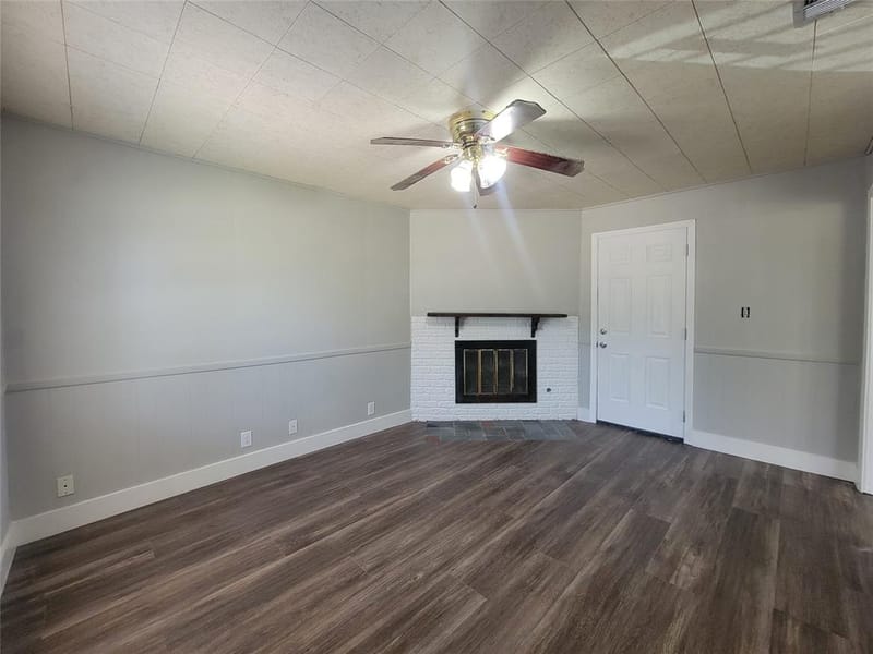 829 E Mustang Street, Crowley TX 76036 - Photo 8