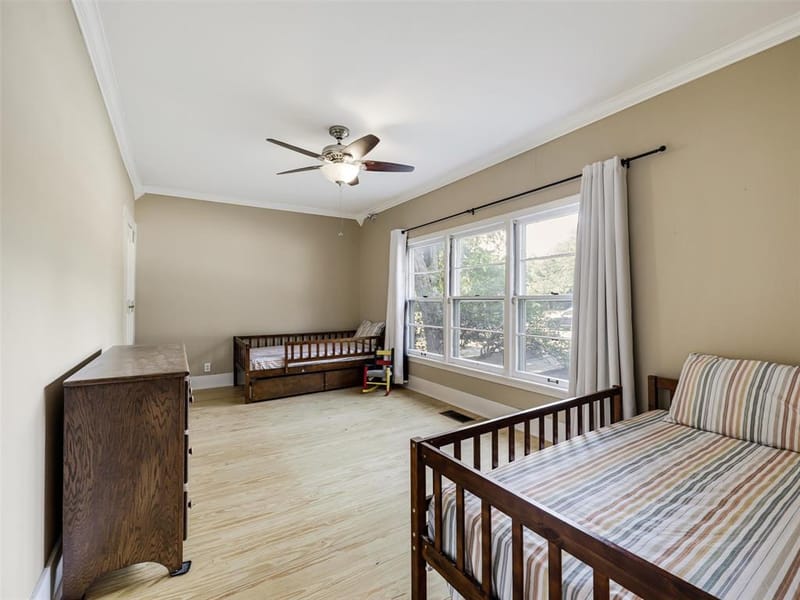 1119 W Walker Street, Denison TX 75020 - Photo 8