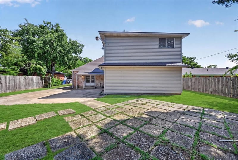 8100 Hillside Drive, Frisco TX 75033 - Photo 23