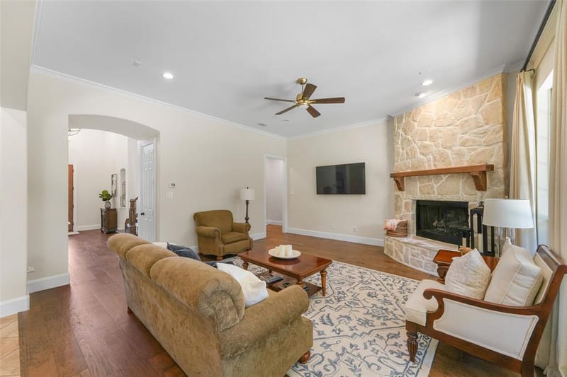 3401 Sliding Rock Drive, McKinney TX 75070 - Photo 9