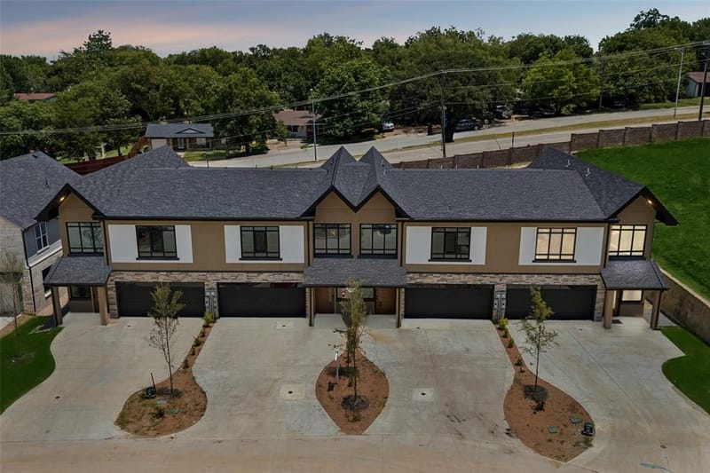 814 Premier Parkway, Grand Prairie TX 75051 - Photo 36