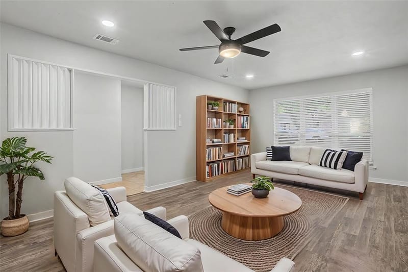 7232 Monterrey Drive, Fort Worth TX 76112 - Photo 7