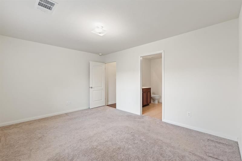 4801 Cedar Springs Drive, Fort Worth TX 76179 - Photo 13