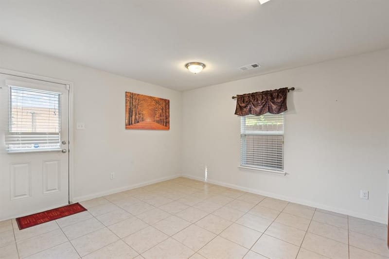 4801 Cedar Springs Drive, Fort Worth TX 76179 - Photo 10