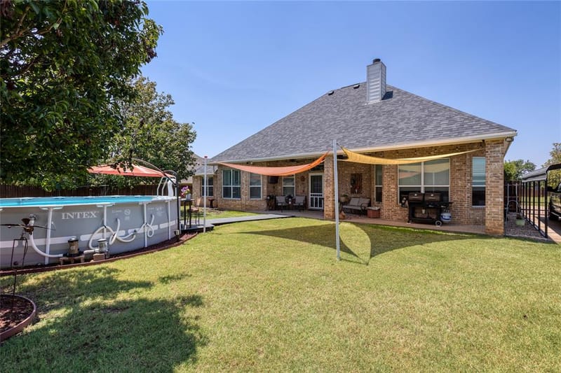 2821 Willow Ridge Circle, Granbury TX 76049 - Photo 34