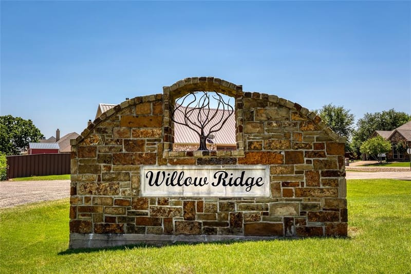 2821 Willow Ridge Circle, Granbury TX 76049 - Photo 40