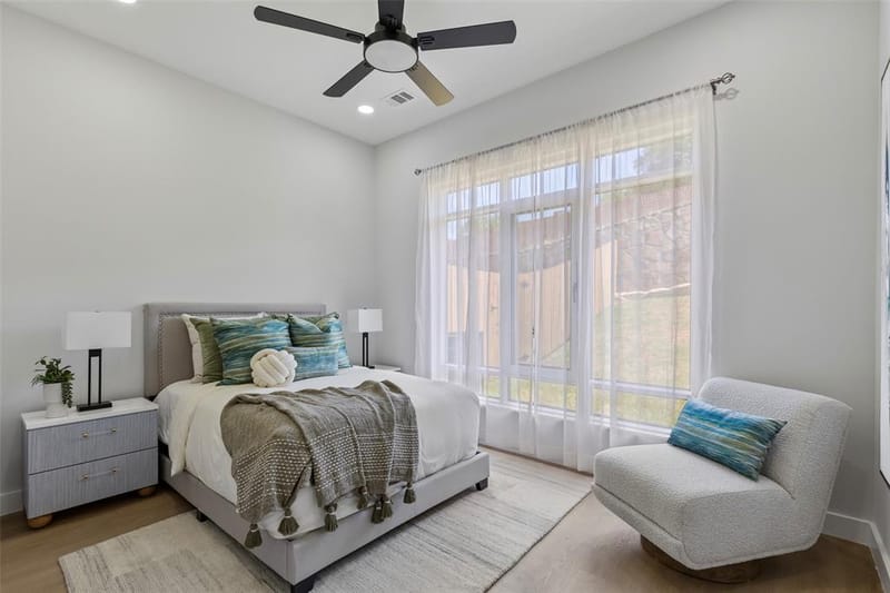 812 Premier Parkway, Grand Prairie TX 75051 - Photo 12